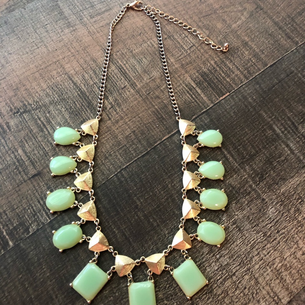 Gold/turquoise fashion necklace